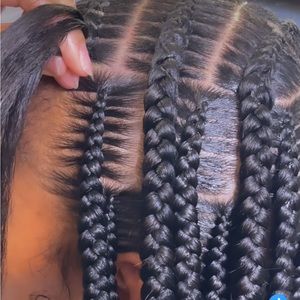 Meet your Posher, Mamagee